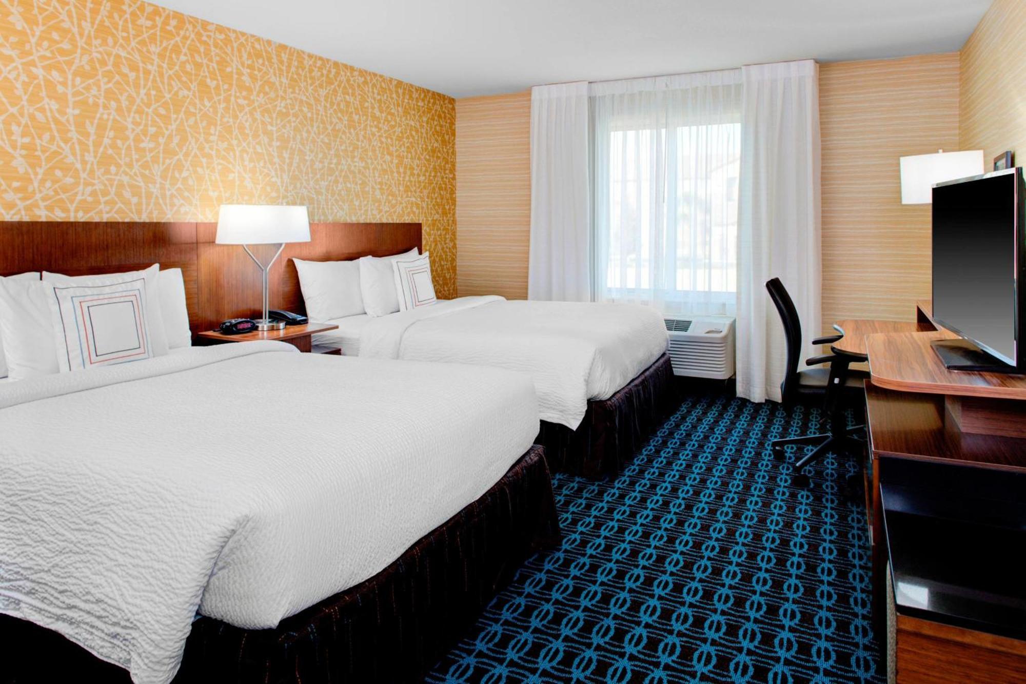 Fairfield Inn & Suites By Marriott Bakersfield North/Airport Exterior photo