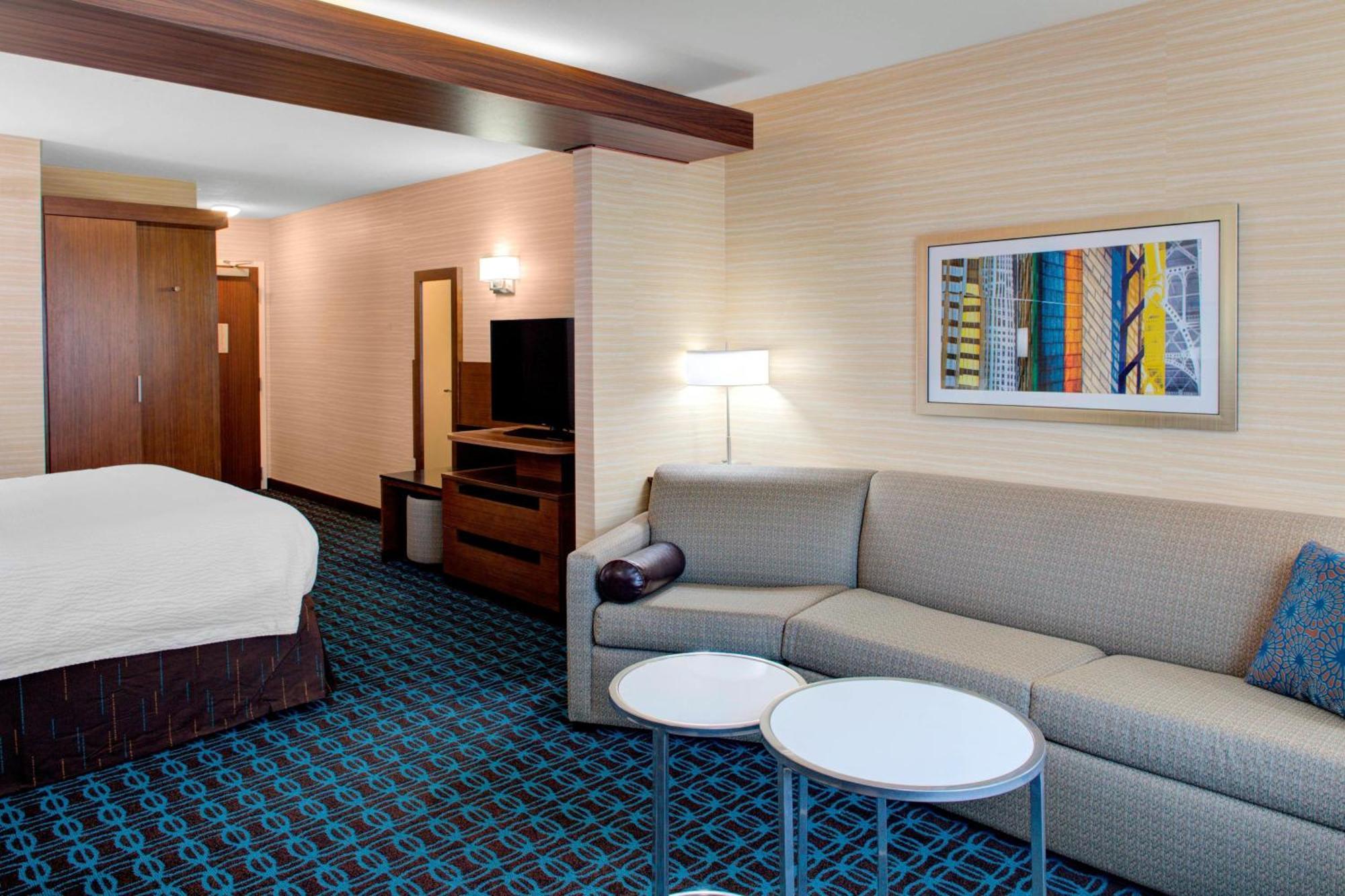 Fairfield Inn & Suites By Marriott Bakersfield North/Airport Exterior photo